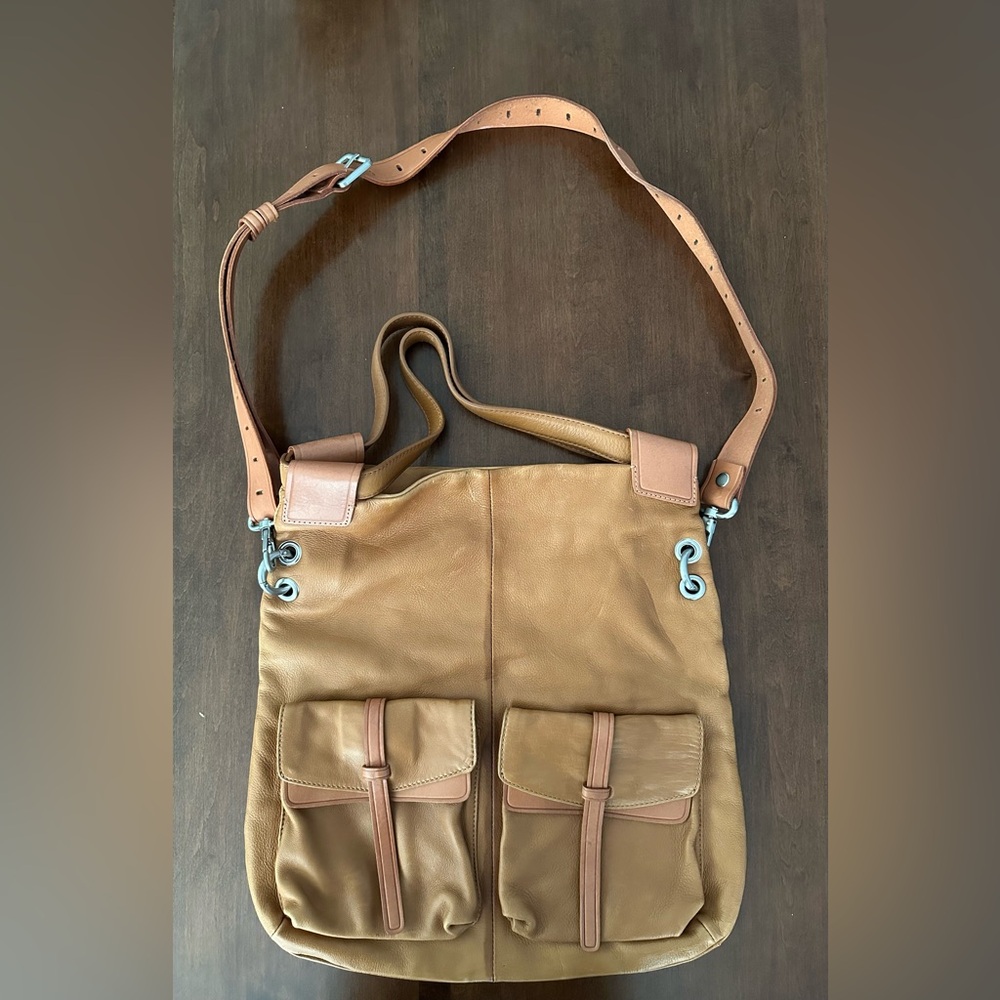 Christopher Kon Tan Leather foldover Crossbody
Satchel/Tote bag. NWOT. - Picture 6 of 14